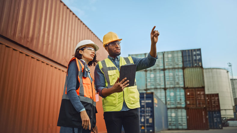 foreman and worker at loading docks