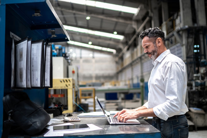 using laptop in warehouse alone