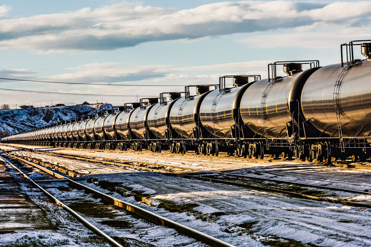 oil train passing through montana