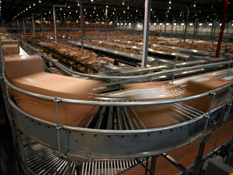 conveyor system in warehouse