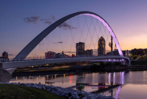 woman of achievement bridge in des moines, iowa